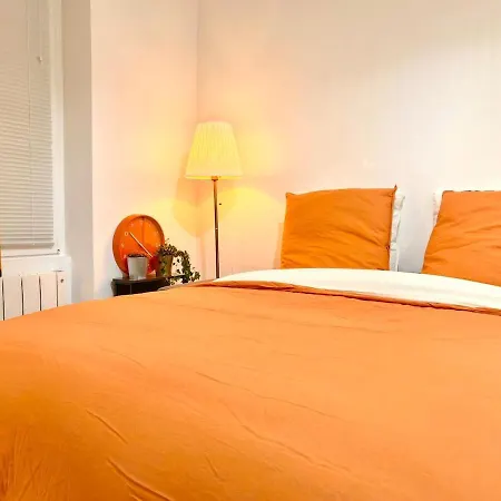 Cozy Latin Quarter Near The Seine & Metro & For 4 N6-10 Apartment