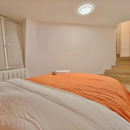 Cozy Latin Quarter Near The Seine & Metro & For 4 N6-10 *